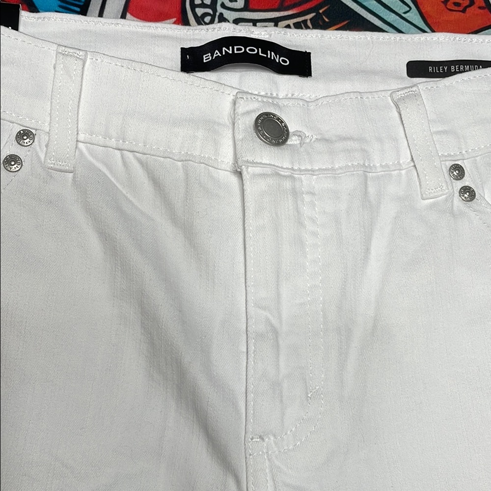 Bandolino White High Waist Luxe Shorts - Picture 5 of 6